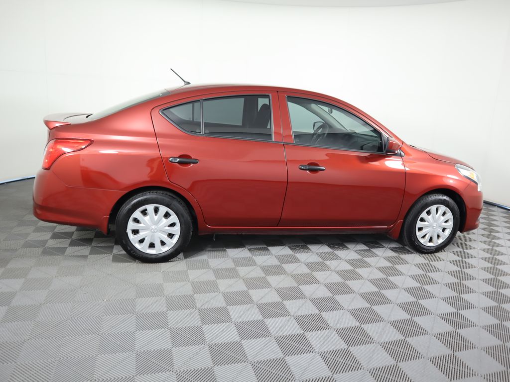 Thumbnail: 2017 Nissan Versa - 4