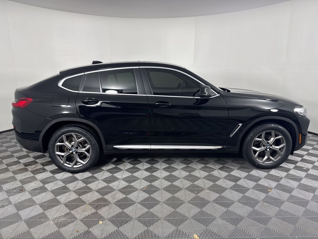 Thumbnail: 2024 BMW X4 - 4