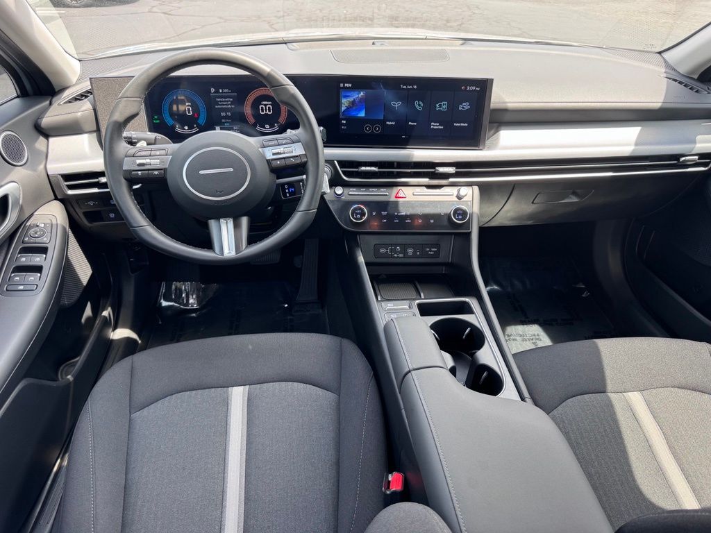 HyundaiSonata Hybrid6