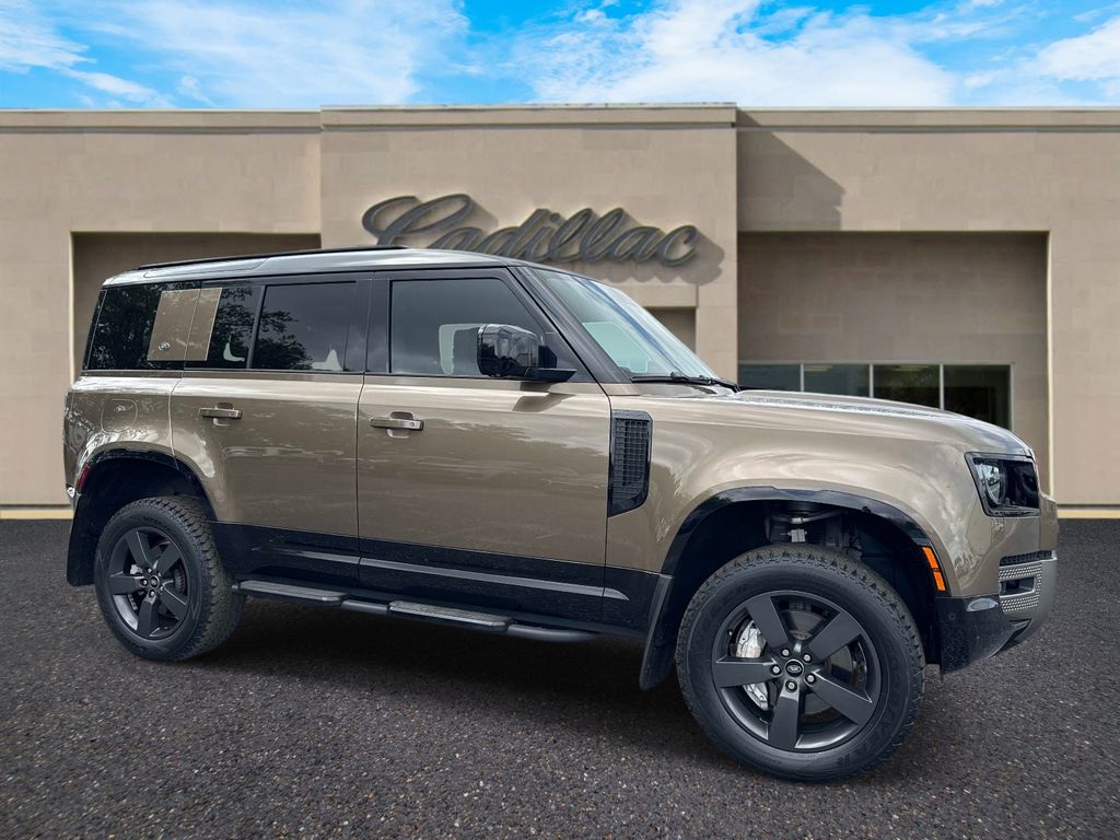 Gondwana Stone Metallic 2022 Land Rover Defender 110 X-Dynamic HSE AWD SUV / Crossover All-Wheel Drive 8-Speed Automatic