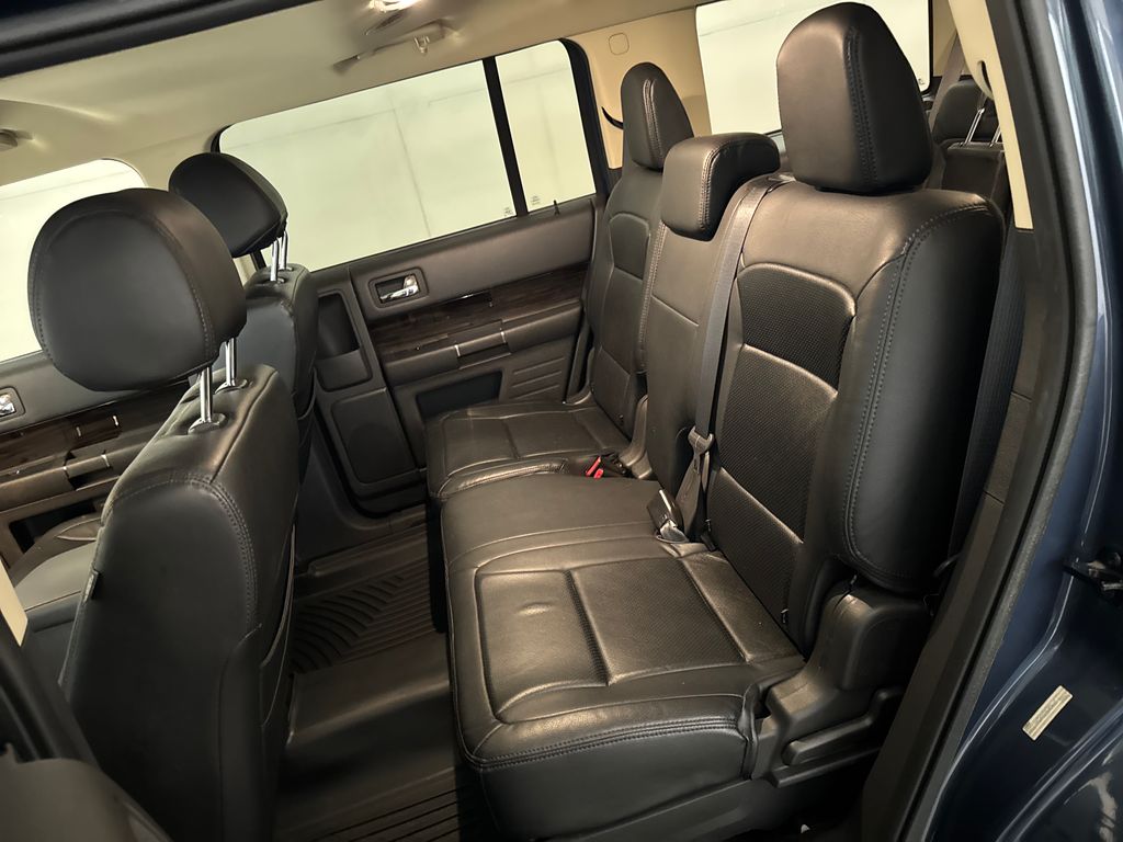 Certified Used 2019 Blue Ford SEL image 29