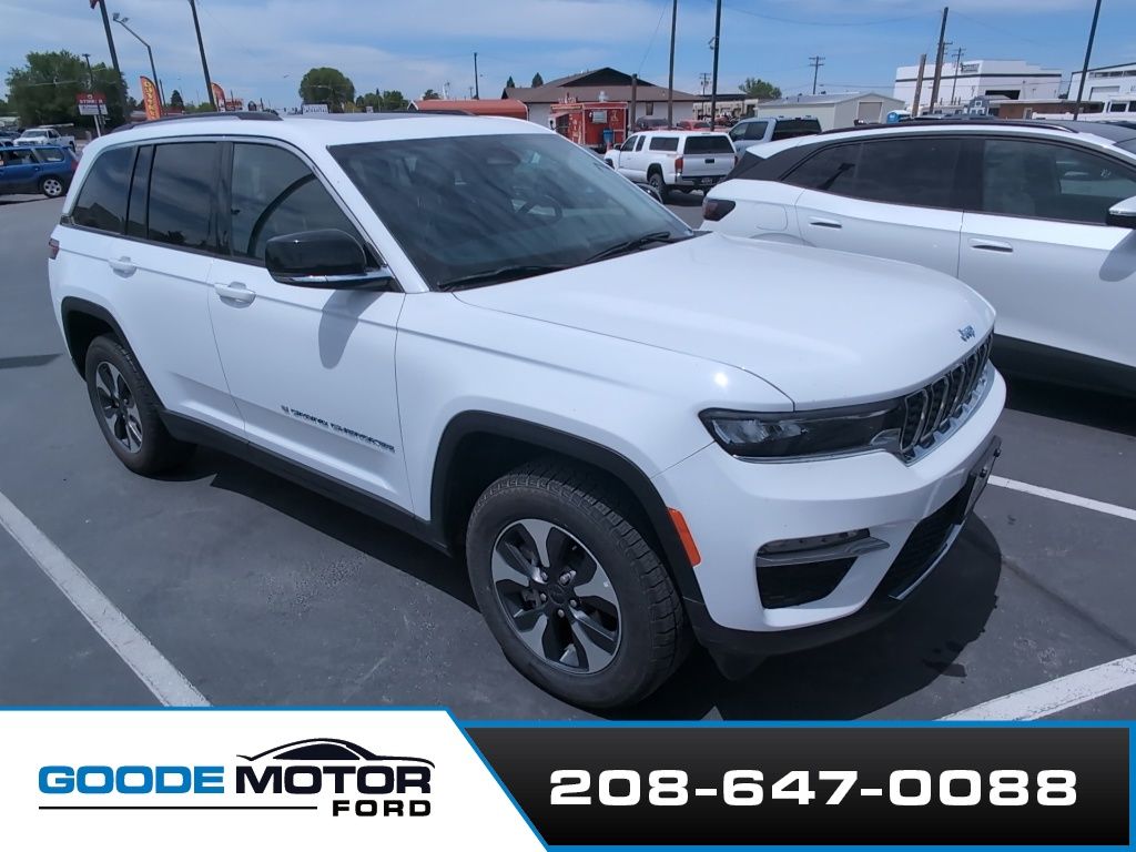 Bright White Clearcoat 2024 Jeep Grand Cherokee 4xe 4WD SUV / Crossover Four-Wheel Drive 8-Speed Automatic