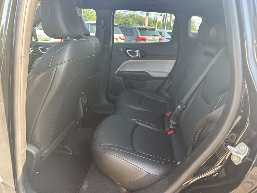 New 2025 Jeep Compass SUV