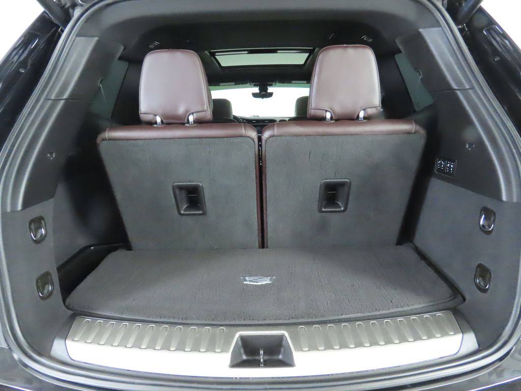 Thumbnail: 2020 Cadillac XT6 - 30