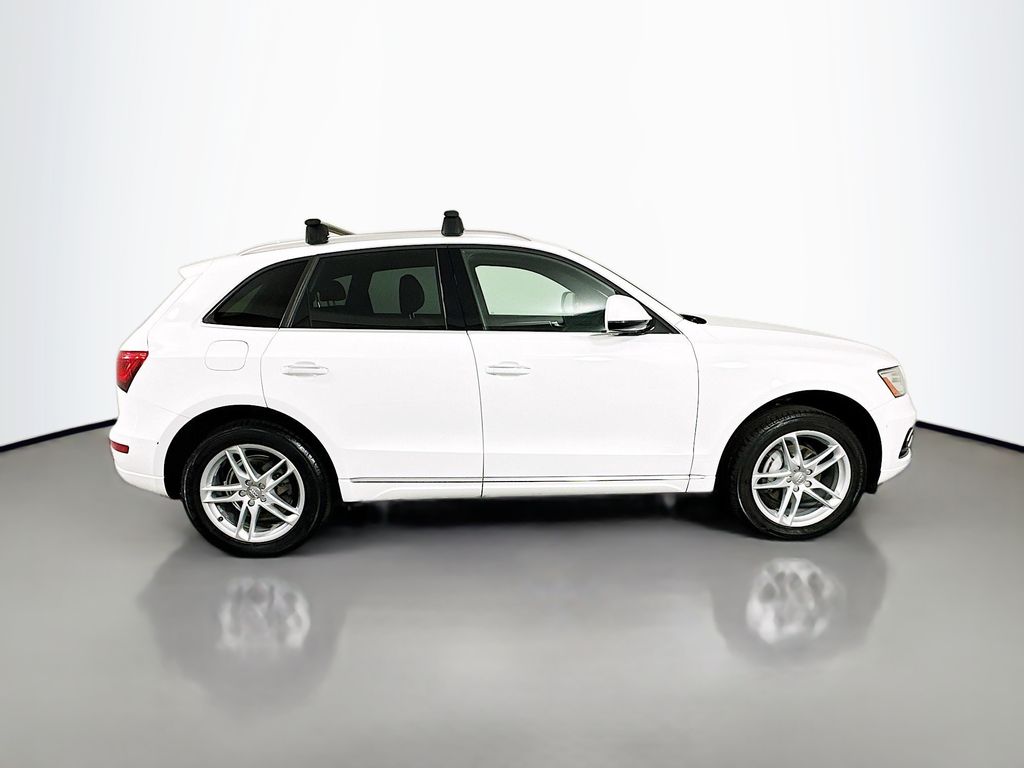 Thumbnail: 2016 Audi Q5 - 4