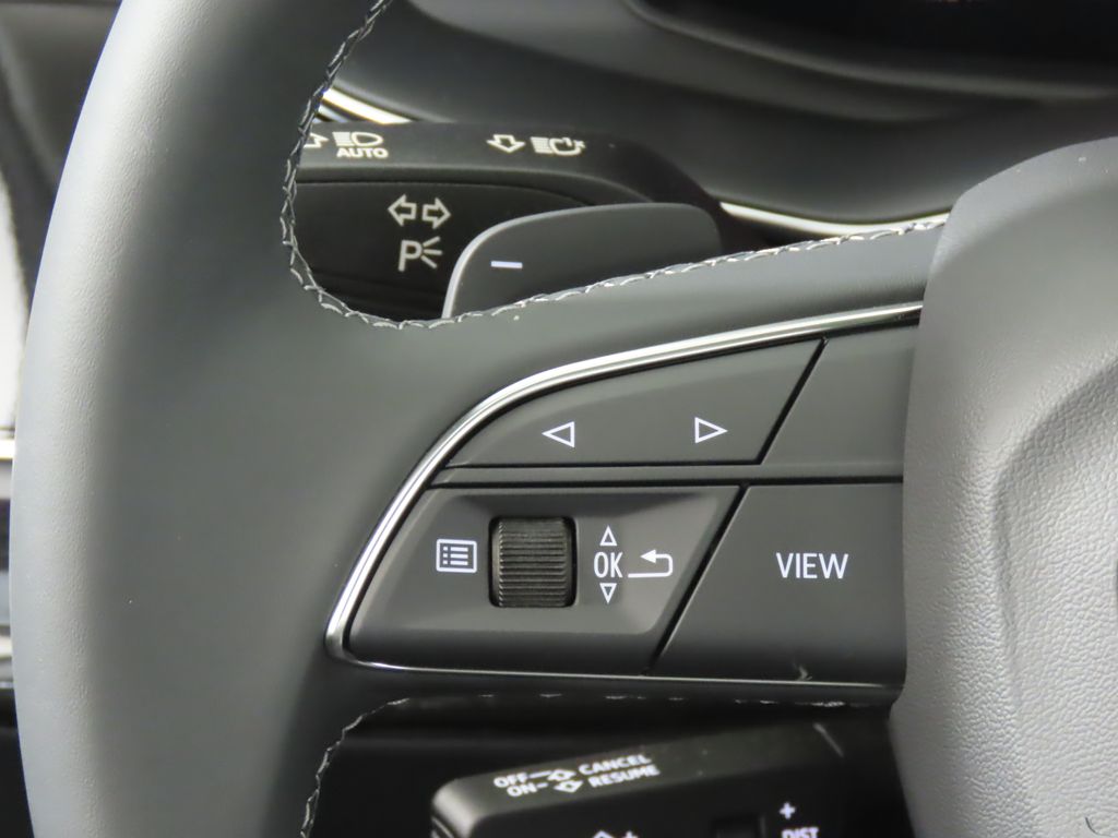 Thumbnail: 2025 Audi Q8 - 16