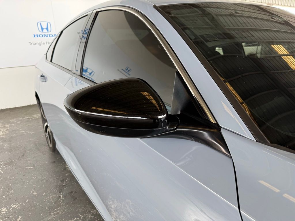 Thumbnail: 2022 Honda Accord - 26