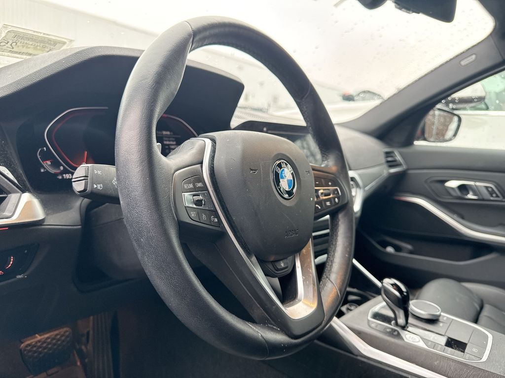 2022 BMW 3 Series 330i xDrive 2