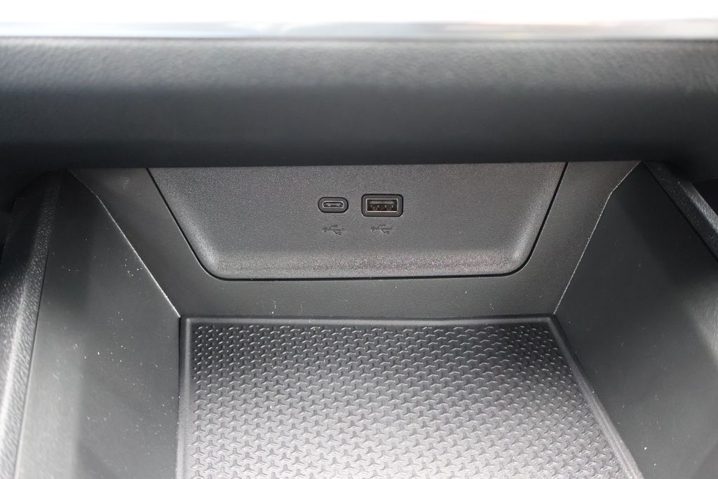 2026 Chevrolet Equinox LT 27