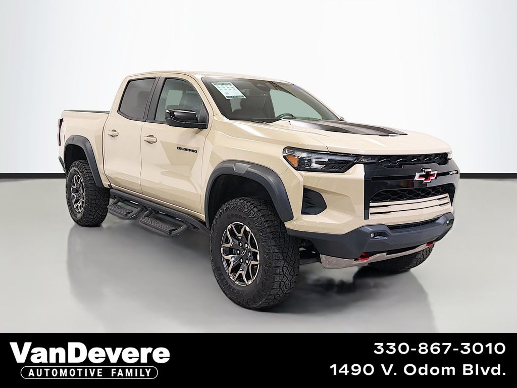 Sand Dune Metallic 2023 Chevrolet Colorado Pickup Truck Four-Wheel Drive 8-Speed Automatic