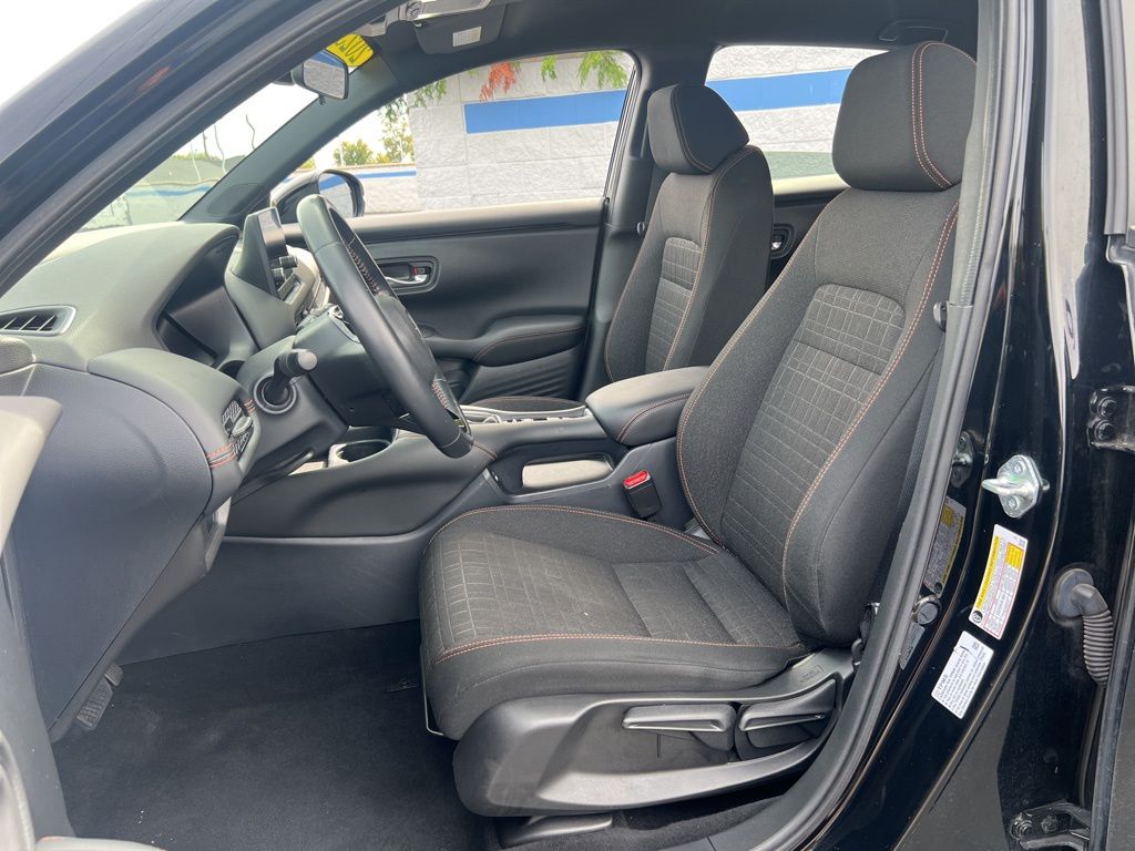 Thumbnail: 2023 Honda HR-V - 17