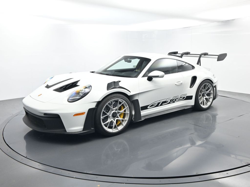 2025 Porsche 911 GT3 RS's photo