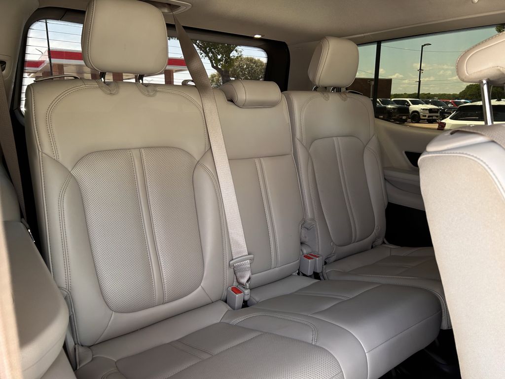 car-gallery-32