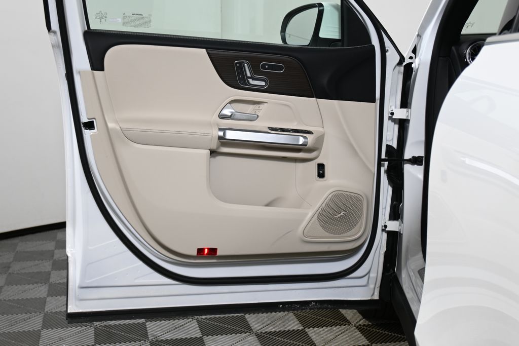 Thumbnail: 2026 Mercedes-Benz GLB - 29