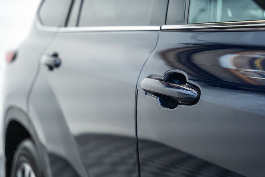 ToyotaHighlander Hybrid18