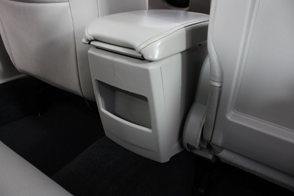 Used 2009 Dodge Avenger for sale in 