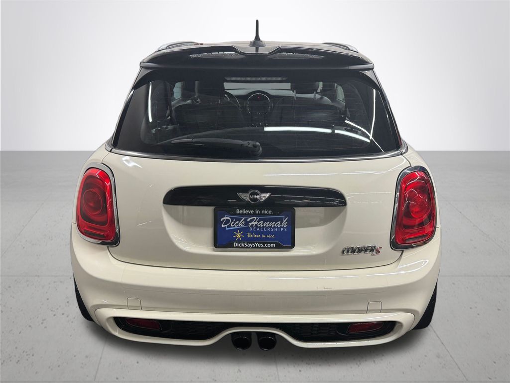 2017 MINI Cooper S Base