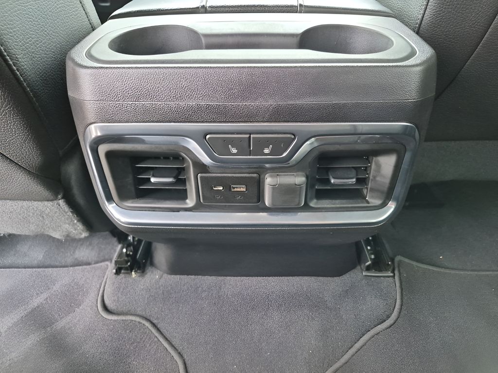 Used 2019 White GMC Denali image 21