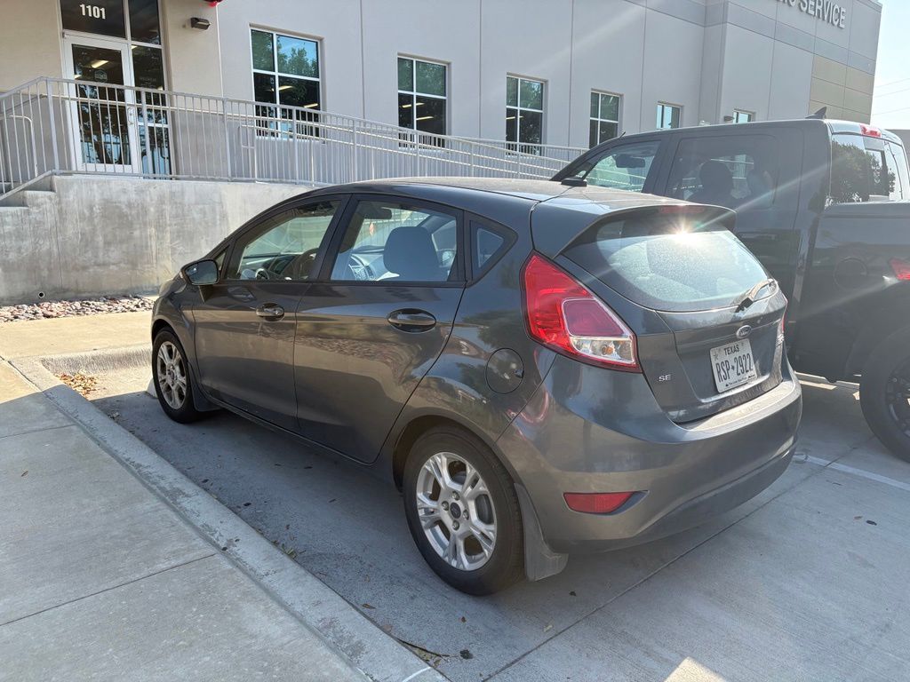car-gallery-2