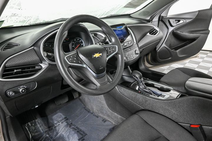 2022 Chevrolet Malibu LT 7