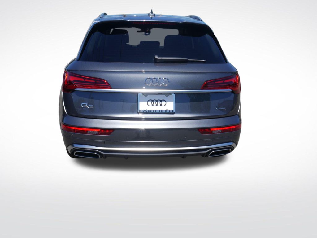 Thumbnail: 2023 Audi Q5 - 7