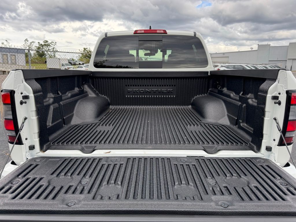 2026 Nissan Frontier SV - Photo 33