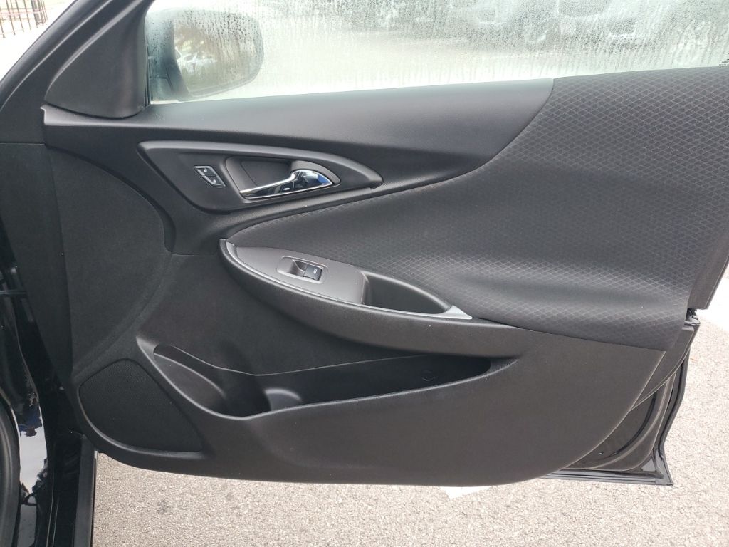 Used Car 2025 Chevrolet Malibu  Lt For Sale Under $25,000 In Austin, Texas