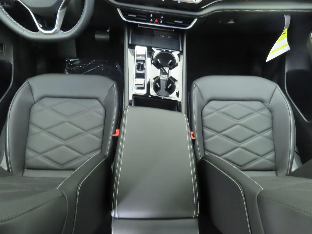 Thumbnail: 2026 Volkswagen Atlas - 16