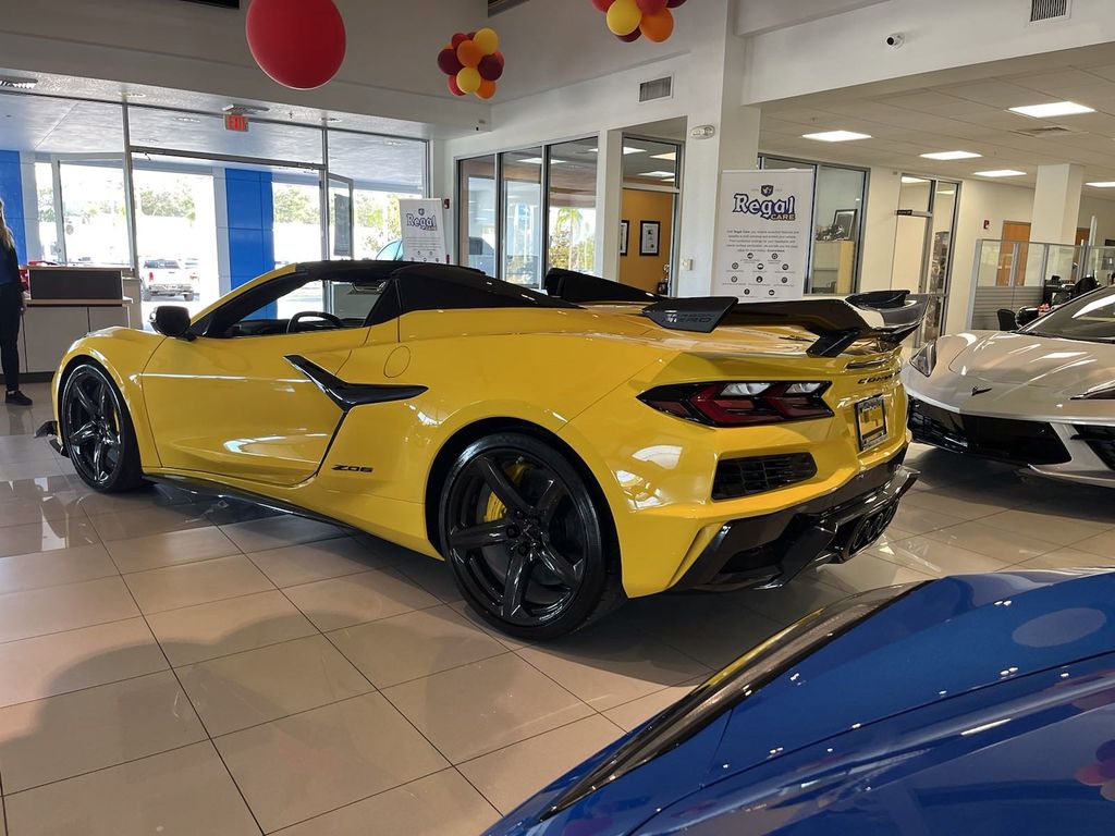 2025 Chevrolet Corvette Z06 4