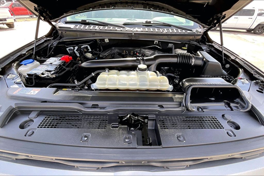 Used 2024 Ford Expedition XLT 4D Sport Utility