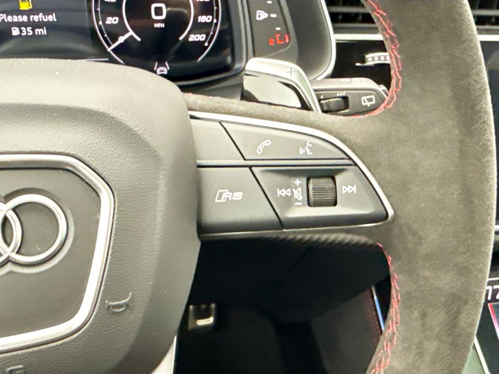 Thumbnail: 2026 Audi RS Q8 - 13