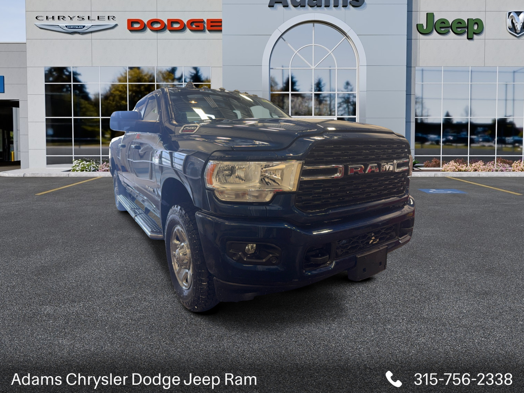 2022 RAM 2500 Big Horn Crew Cab 4WD