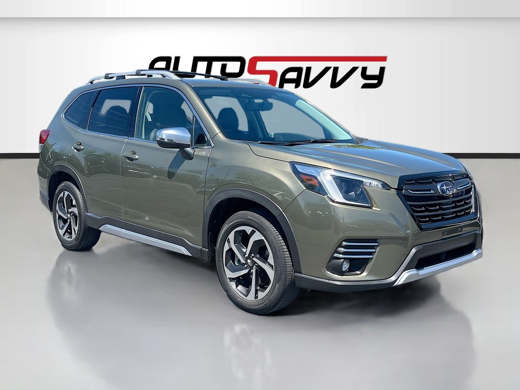 2024 Subaru Forester Touring's photo
