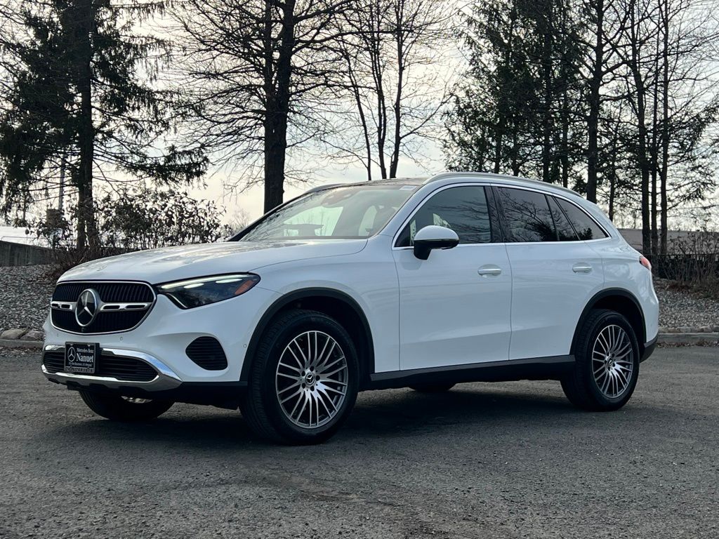 Polar White 2023 Mercedes-Benz GLC 300 4MATIC SUV / Crossover All-Wheel Drive 9-Speed Automatic