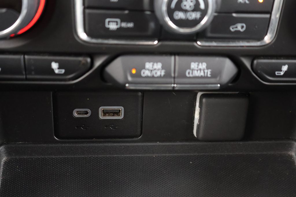 2022 Chevrolet Tahoe Z71 27