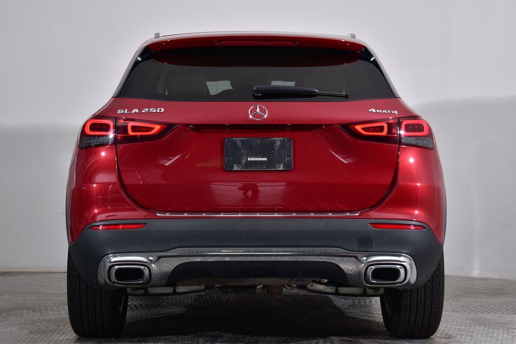 Thumbnail: 2021 Mercedes-Benz GLA - 4