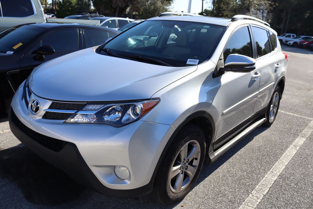 Thumbnail: 2015 Toyota RAV4 - 2