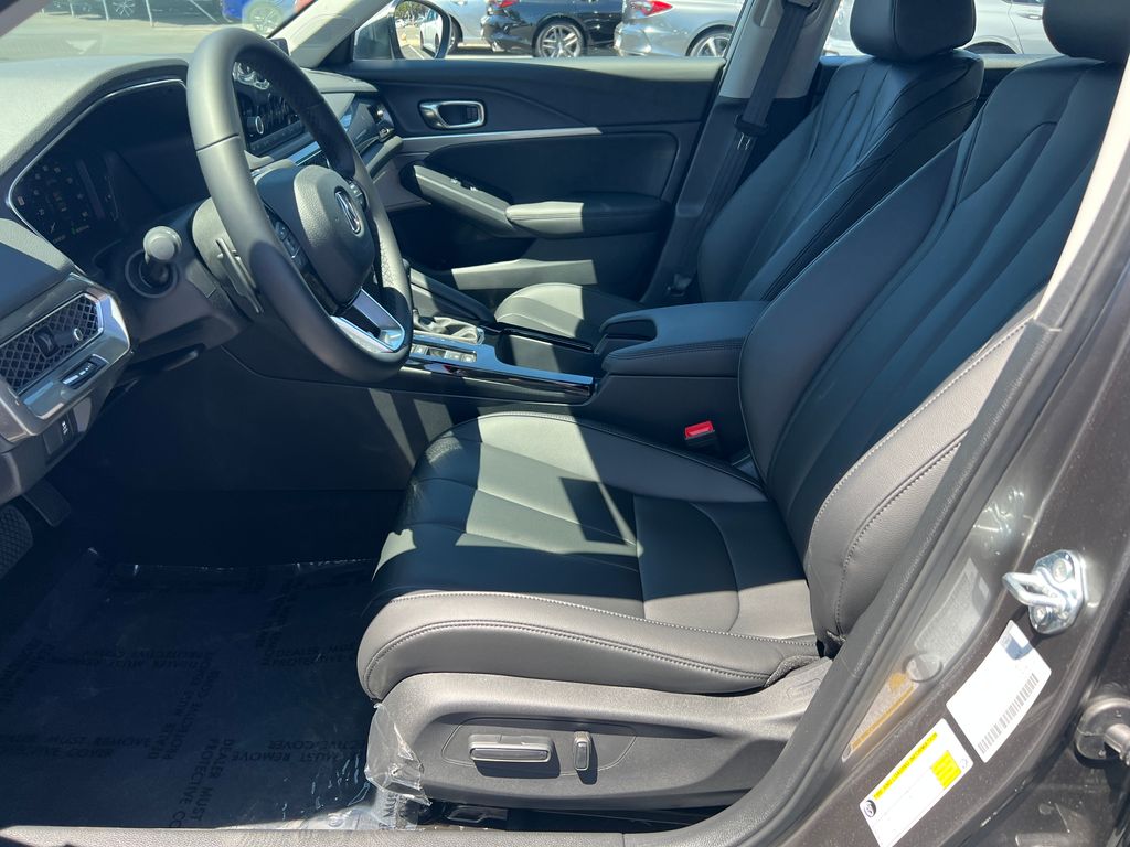 Thumbnail: 2025 Acura Integra - 13