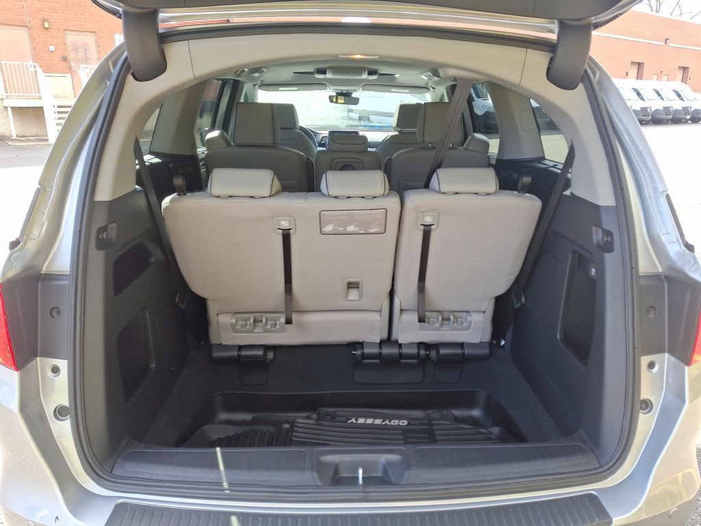 2024 Honda Odyssey Elite 29