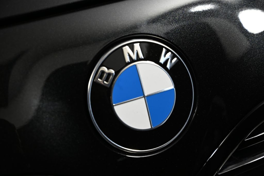 Thumbnail: 2026 BMW 4 Series - 13