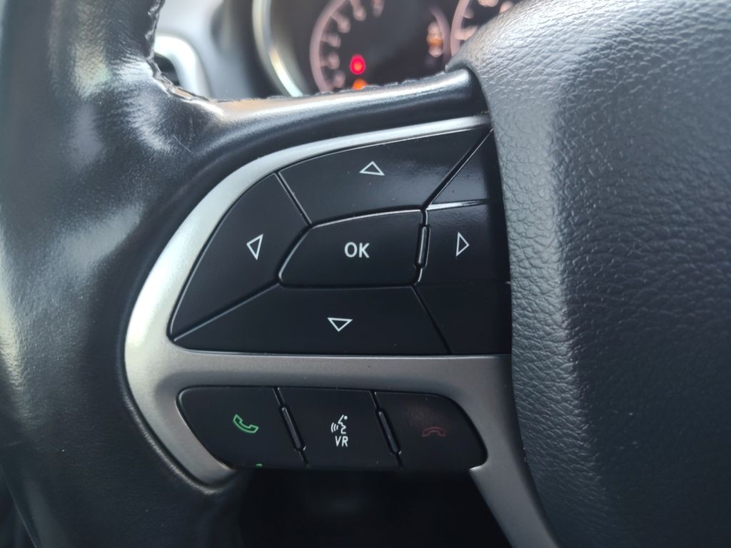 Used Car 2020 Jeep Grand Cherokee  Limited For Sale Under $20,000 In Austin, Texas