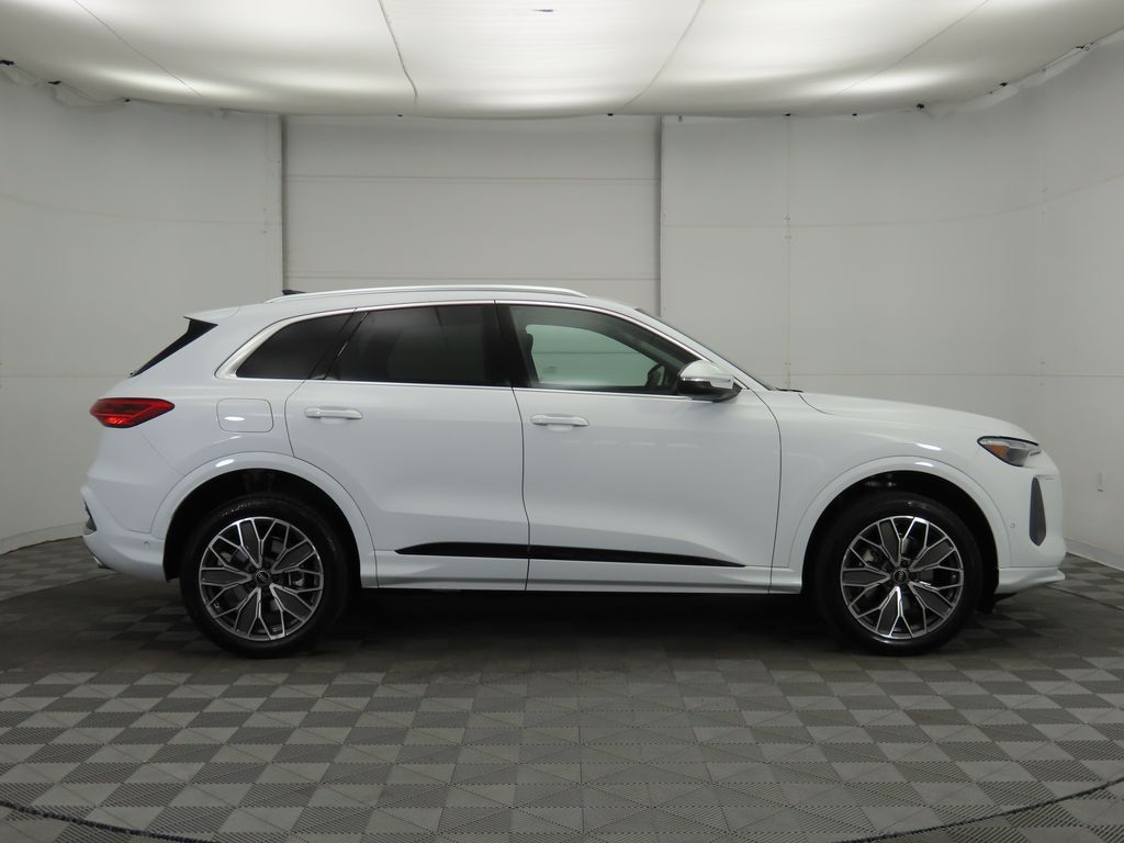 2025 Audi Q5 Premium 4