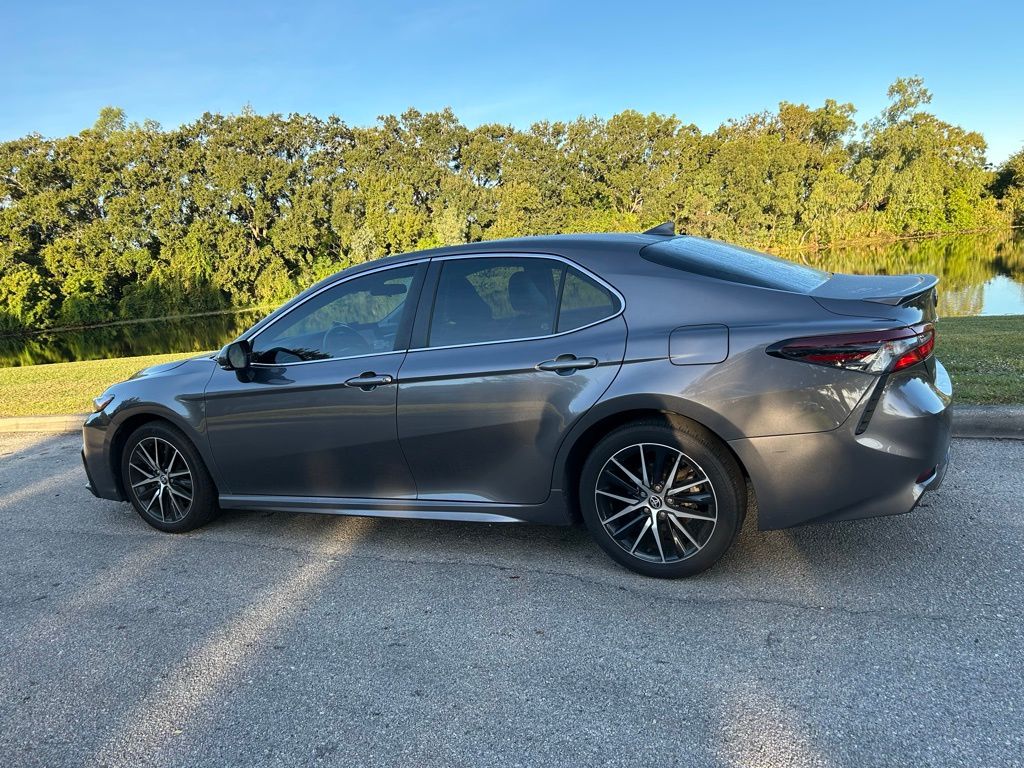 Thumbnail: 2024 Toyota Camry - 3