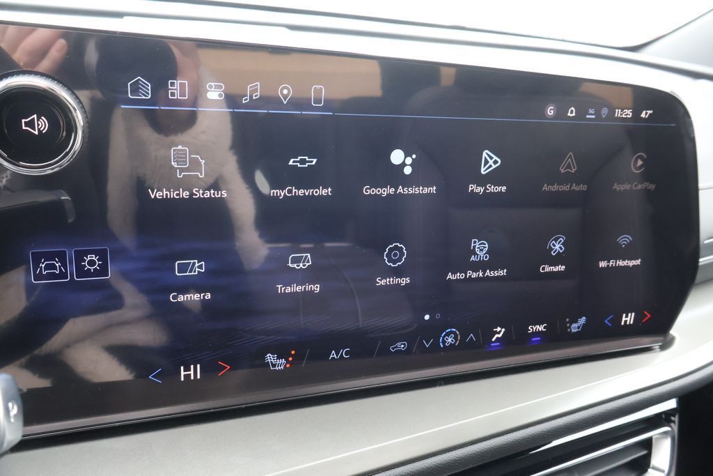 Thumbnail: 2026 Chevrolet Traverse - 27