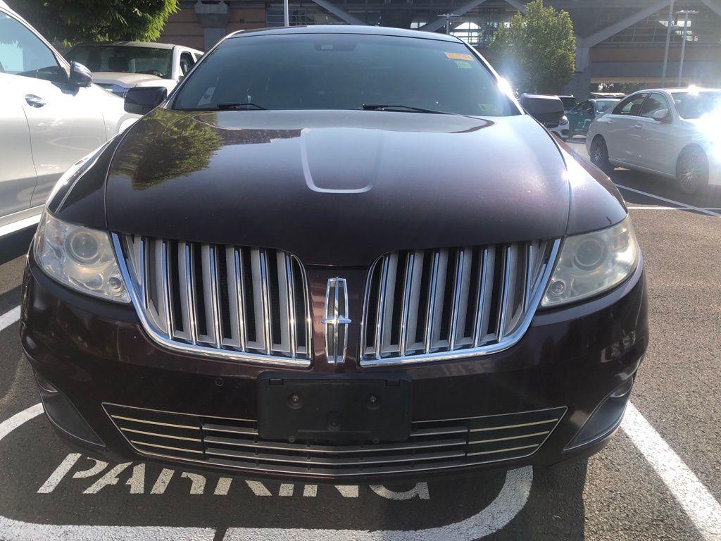 2011 Lincoln MKS  2