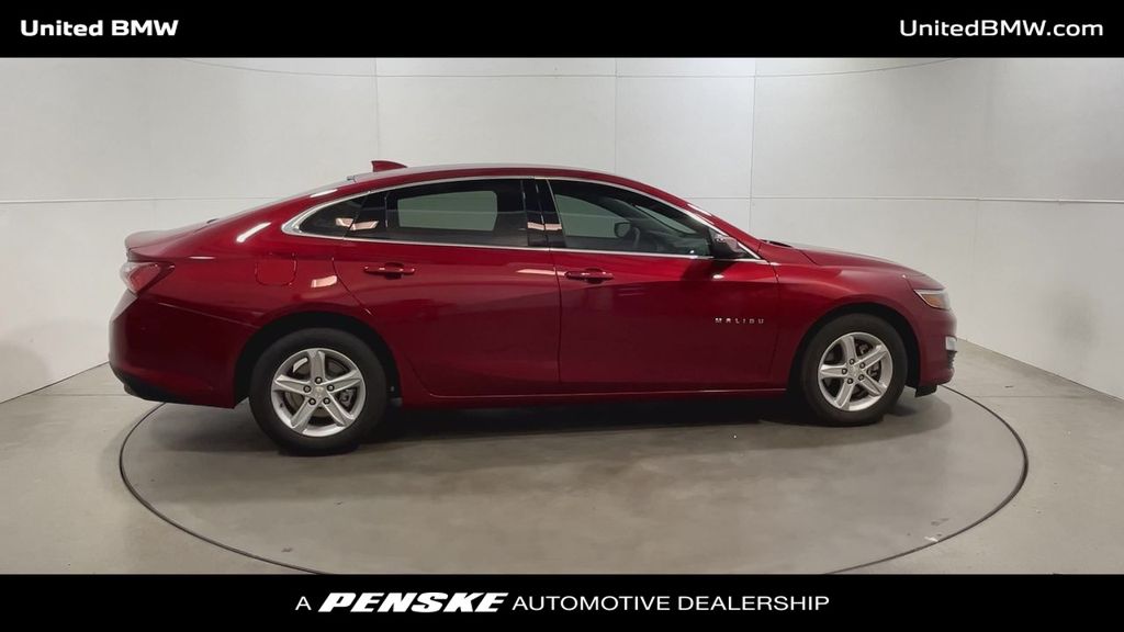 2022 Chevrolet Malibu LT 9