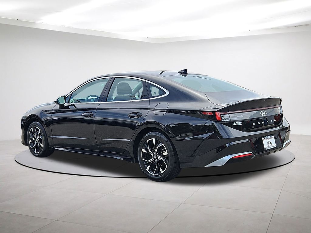 2024 Hyundai Sonata SEL - 4
