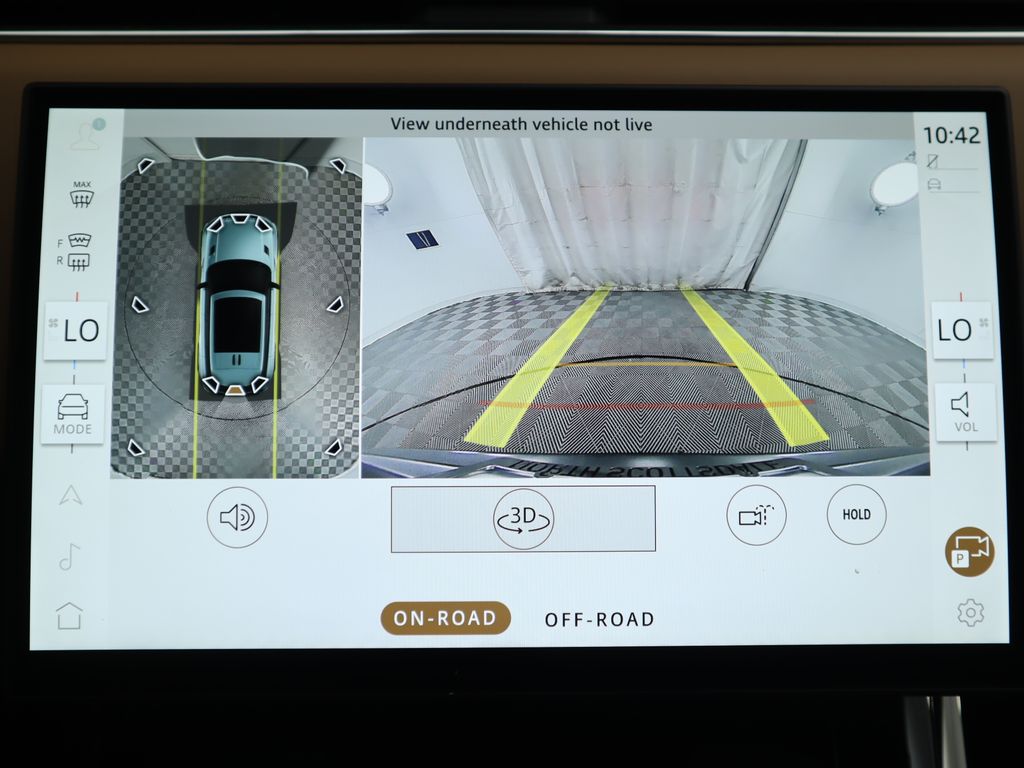 Thumbnail: 2025 Land Rover Range Rover Sport - 16