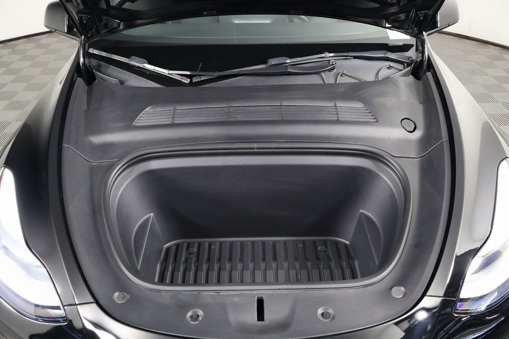 Thumbnail: 2023 Tesla Model Y - 15