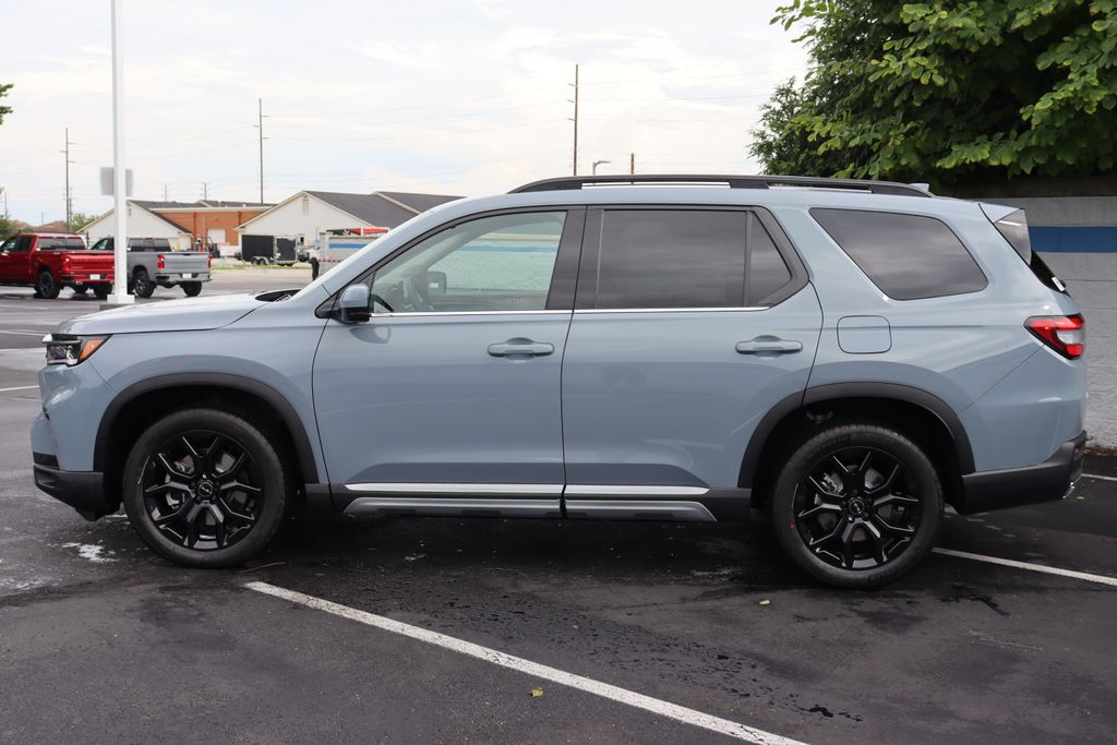 2025 Honda Pilot Black Edition 2